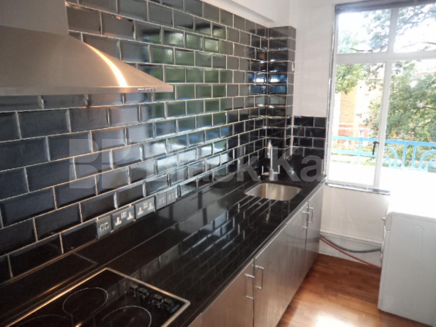 			GREAT STUDIO IN A FANTASTIC LOCATION, Studio Apartment, 1 bath, 1 reception Studio			 Grays Inn Road , Kings Cross